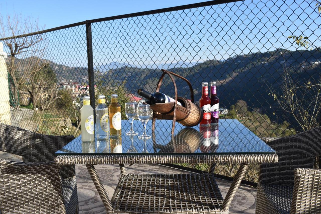 Idyllic Private Cottage W/King Bed + Mountain View Kasauli Esterno foto